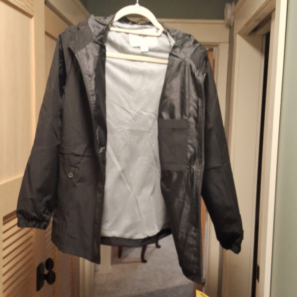WP Weatherproof Women's Water & Wind Resistant Rain Jacket - Black. S/M
